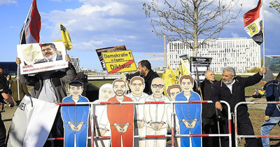 Mısır Cumhurbaşkanı Sisi’ye Berlin’de protesto