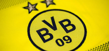 Dortmund’lu futbolcu Haaland sahalara dönüyor