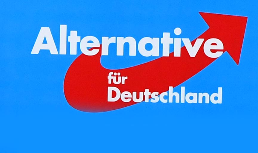 AfD’li vekil hakkında Nazi selamı vermekten suç duyurusu AfD’li vekil hakkında Nazi selamı vermekten suç duyurusu