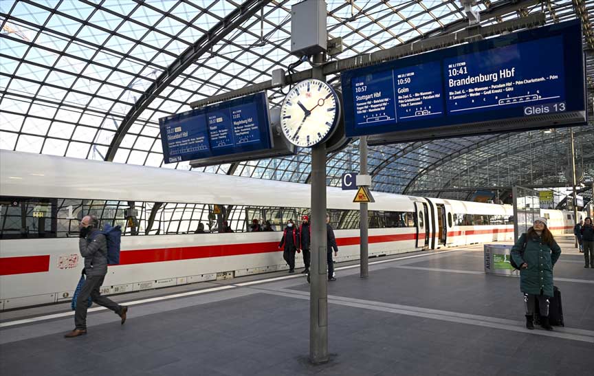 Deutsche Bahn 2029'a kadar yüzde 70 dakik varış hedefliyor