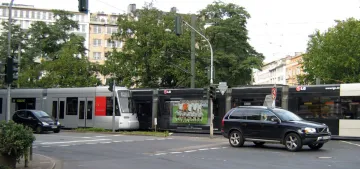 Vorsicht beim Überholen Vorsicht beim Überholen