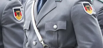 Alman ordusundaki Müslüman askerlere özel rehber atanması çağrısı Alman ordusundaki Müslüman askerlere özel rehber atanması çağrısı