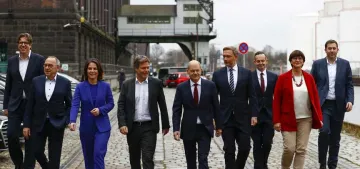Koalisyon ortakları erken seçimin 23 Şubat'ta yapılması için anlaştı