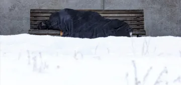 Almanya'da 17,6 milyon kişi yoksulluk tehdidi altında Almanya'da 17,6 milyon kişi yoksulluk tehdidi altında