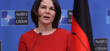 İran'ın İsrail'e yönelik hava saldırısını şiddetle kınıyoruz