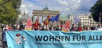 Berlin’de artan konut fiyatları protesto edildi