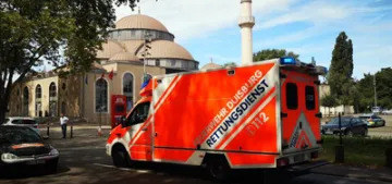 Almanya'da 3 camiye bomba ihbarı asılsız çıktı