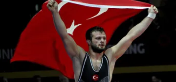 Güreşte bir madalya da Enes’ten Güreşte bir madalya da Enes’ten
