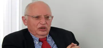 Verheugen yine Türkiye lehine konustu