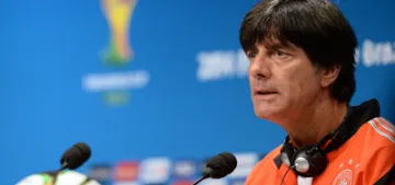 DFB Joachim Löw ile devam kararı aldı DFB Joachim Löw ile devam kararı aldı