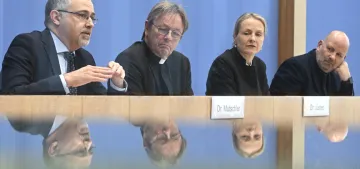 Almanya’da kiliseler İsrail'e silah ihracatı yapılmaması çağrısı yaptı Almanya’da kiliseler İsrail'e silah ihracatı yapılmaması çağrısı yaptı