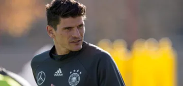 Mario Gomez Stuttgart ile anlaştı