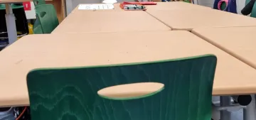 Ders arasında Türkçe konuşan öğrenciye ceza veren okul geri adım attı Ders arasında Türkçe konuşan öğrenciye ceza veren okul geri adım attı