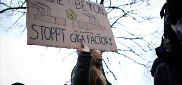 Tesla'nın Berlin’deki fabrikasının genişleme planı protesto edildi