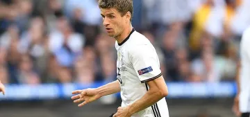 Müller‘den Tagliafico'ya yaptığı faul için özür Müller‘den Tagliafico'ya yaptığı faul için özür
