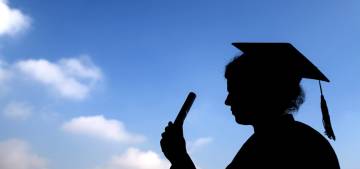 Çalışırken üniversitede okuyanlara 1000 Euro’dan fazla burs imkanı Çalışırken üniversitede okuyanlara 1000 Euro’dan fazla burs imkanı