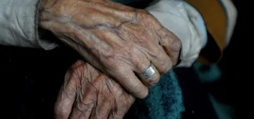 65 yaş üzerindeki her 3 kişiden birinde işitme kaybı görülüyor