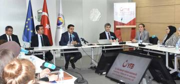 YTB‘den Avrupa'daki nitelikli Türk gençlerine kariyer desteği mesajı YTB‘den Avrupa'daki nitelikli Türk gençlerine kariyer desteği mesajı