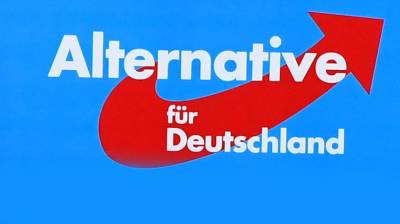 AfD’li vekil hakkında Nazi selamı vermekten suç duyurusu AfD’li vekil hakkında Nazi selamı vermekten suç duyurusu