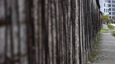 Berlin Duvarı'nın yıkılışının 36. yıldönümü Berlin Duvarı'nın yıkılışının 36. yıldönümü