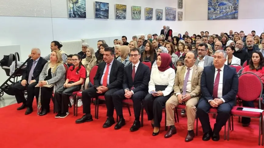 Düsseldorf’ta Çanakkale Zaferi anma etkinliği yapıldı Düsseldorf’ta Çanakkale Zaferi anma etkinliği yapıldı