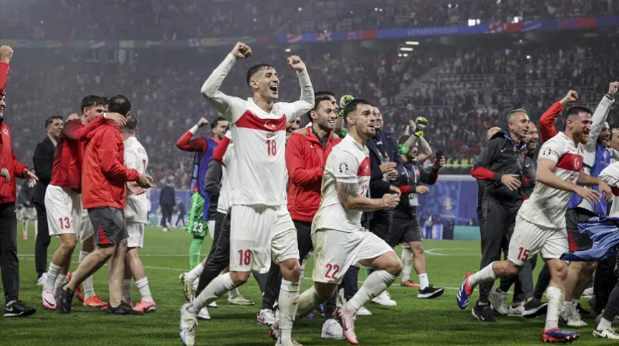 Bizim Çocuklar EURO 2024’te çeyrek finale yükseldi Bizim Çocuklar EURO 2024’te çeyrek finale yükseldi