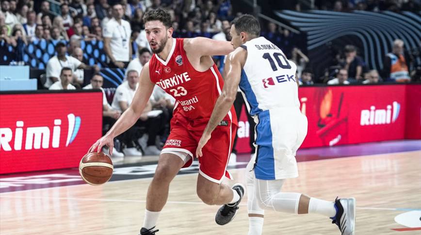 12 Dev Adam Euro Basket 2025’te finale yükseldi 12 Dev Adam Euro Basket 2025’te finale yükseldi