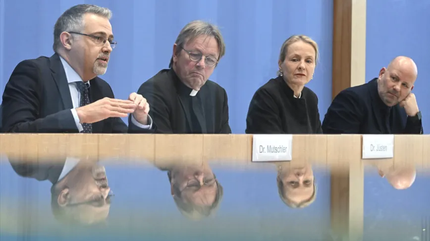 Almanya’da kiliseler İsrail'e silah ihracatı yapılmaması çağrısı yaptı Almanya’da kiliseler İsrail'e silah ihracatı yapılmaması çağrısı yaptı