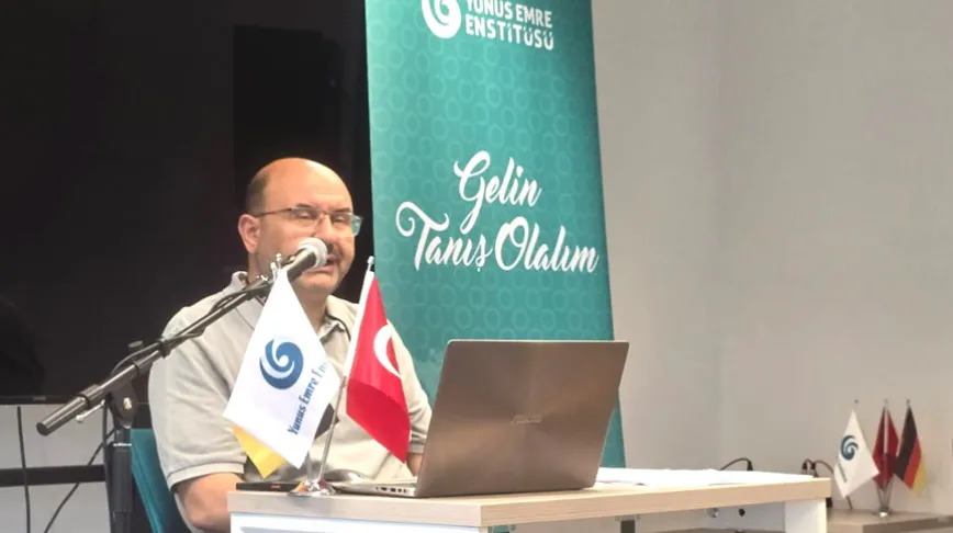 Köln’de Mehmed Niyazi anma etkinliği düzenlendi Köln’de Mehmed Niyazi anma etkinliği düzenlendi