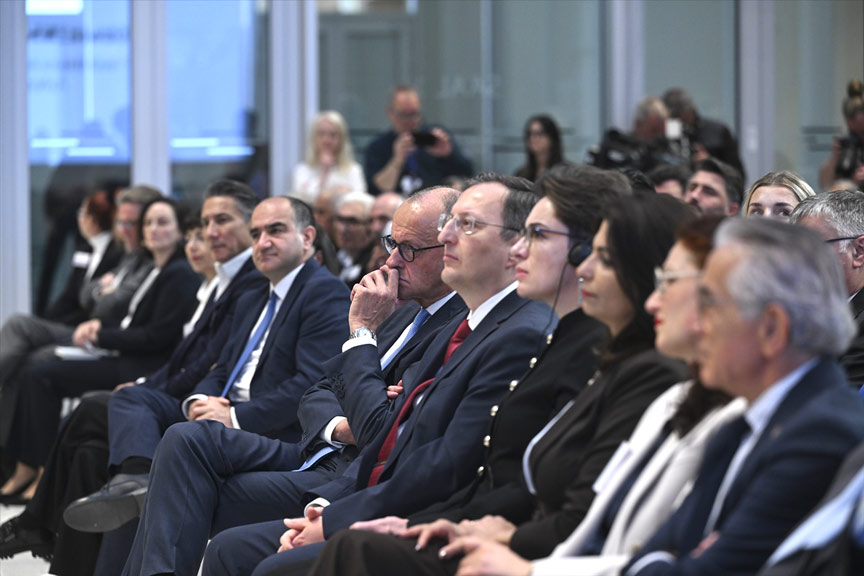Türkiye'den gelen göç Almanya'yı zenginleştirdi Türkiye'den gelen göç Almanya'yı zenginleştirdi